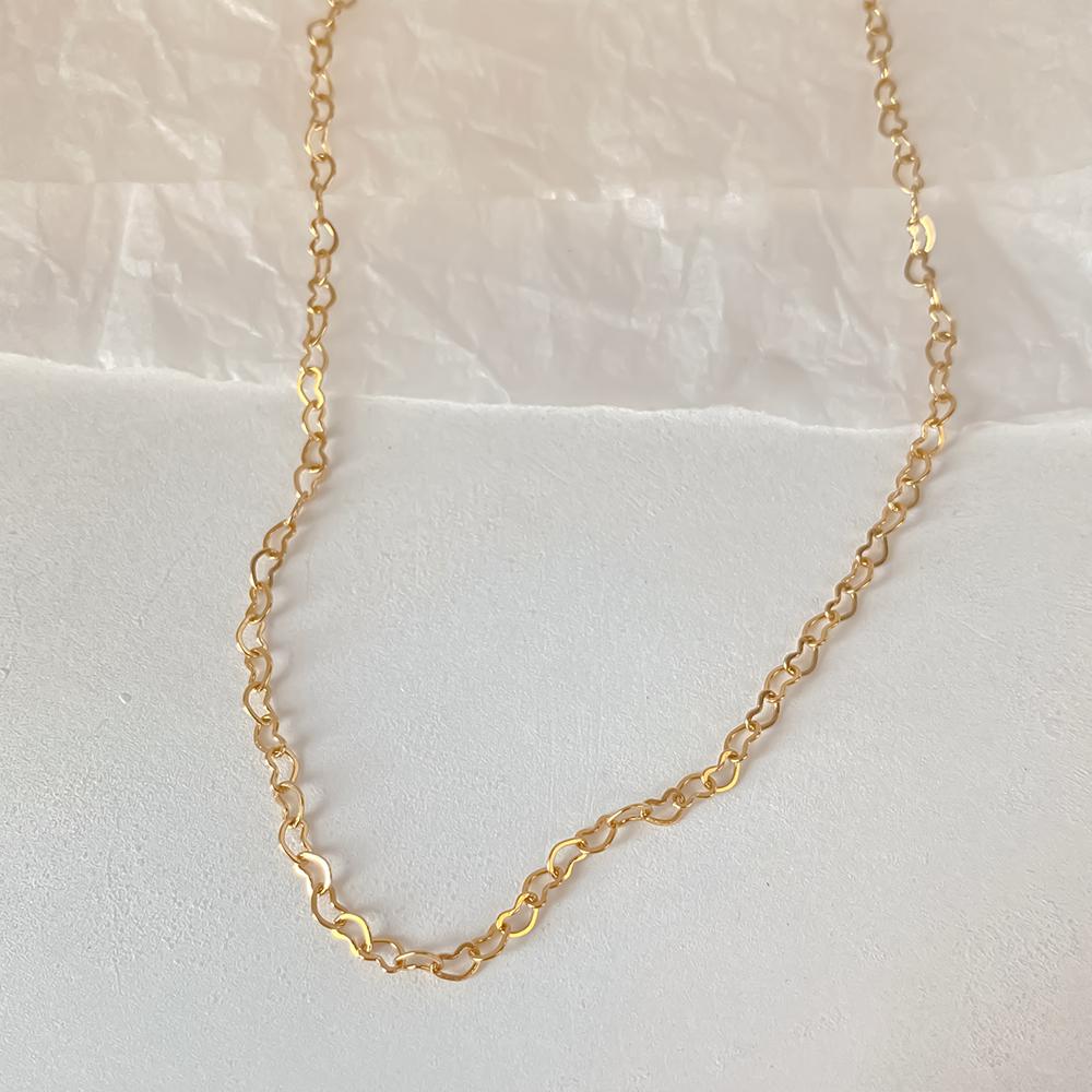 EManco 14k Gold PVD Plated Hypoallergenic Stainless Steel Heart Link Chain Necklace Jewelry Women