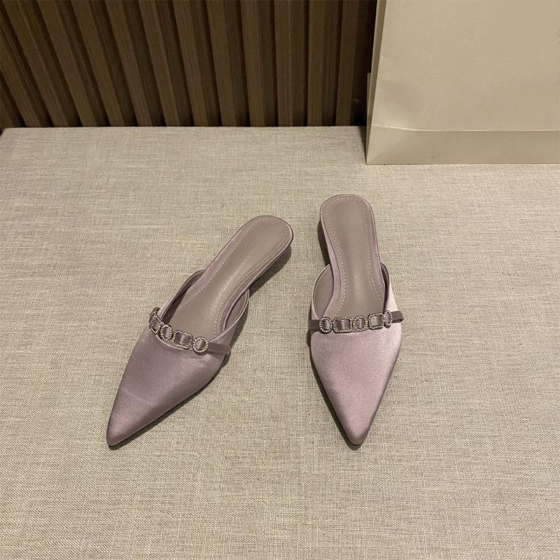 

Fashion Satin Temperament Baotou Semi-slippers Autumn New Wear Chain Pointed Toe Shallow Mouth Soft Bottom Cool Mop 35 светло-фиолетовый