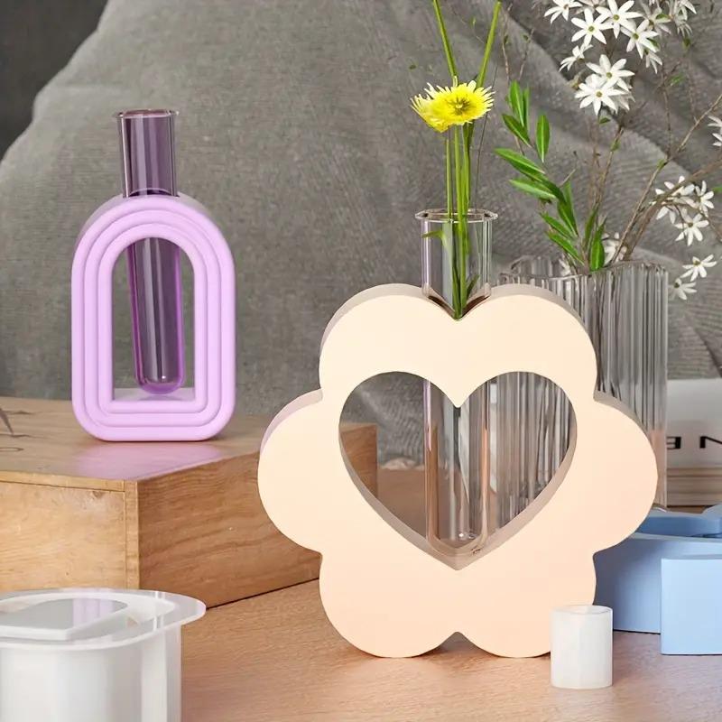 2026 Latest Models Love Hydroponic Vase Silicone Mold Test Tube Hand Holding Flower Pot for Home Decor Florist Plaster Molds
