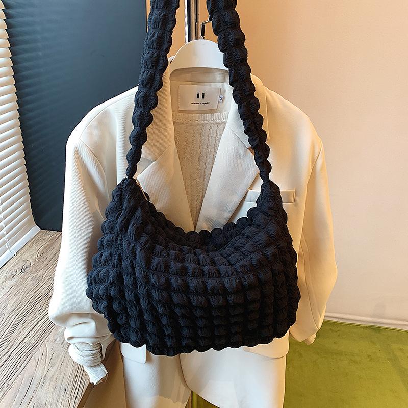 Versatile Pleated Bag Shopping Bag Girl Heart Cloud Underarm Bag Women's New Solid Color Shoulder Bag Women