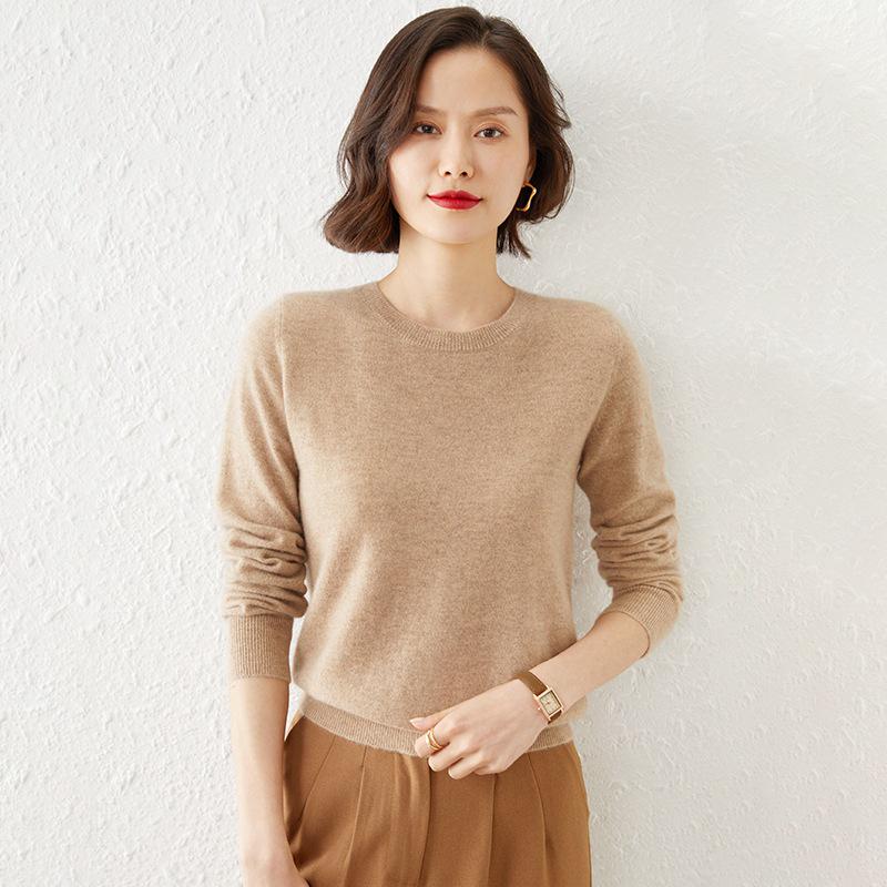 Women's Versatile Long Sleeve Knitted Sweater - Round Neck for Spring, Autumn & Winter