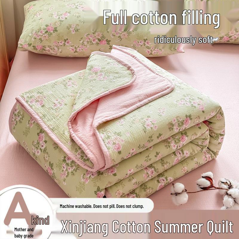 All-Cotton Summer Quilt: Lightweight, Breathable, Cooling Quilt for Dormitory and Home Use