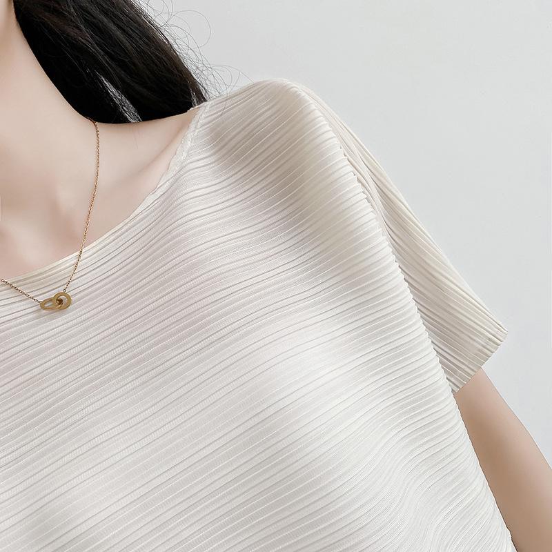 

Юбка-плиссе Miyake и нестандартный топ с короткими рукавами — французский ретро-дизайн маслом One size