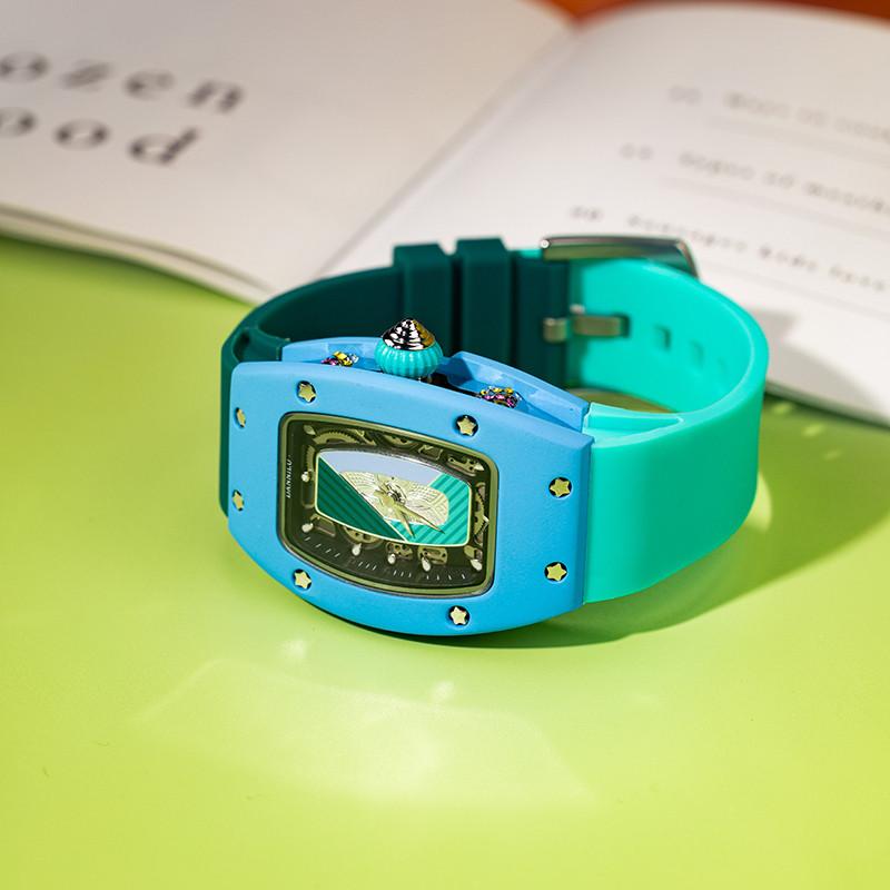New Luxury Diamond Watch For Women Elegant Tonneau Original Design Watches Fashion Ice Out Sport Rubber Strap 3ATM Waterproof
