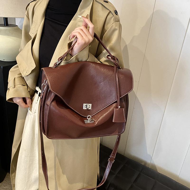 Retro Bag Women'S Large-Capacity Casual Briefcase Portable Commuter Tote Bag