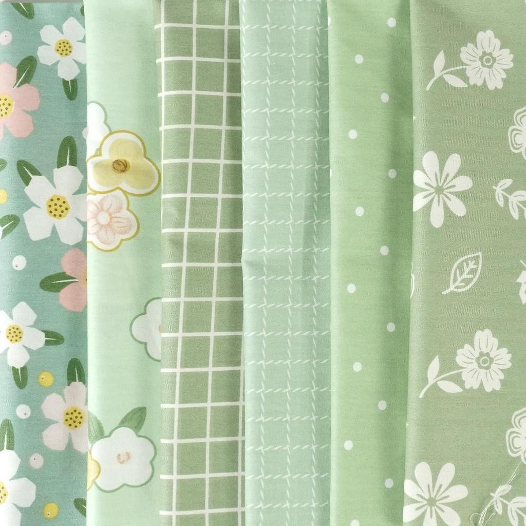 Floral Print Fabric Perfect for and Other Stylish Crafts 6-Piece Set, Patchwork, Crafts,