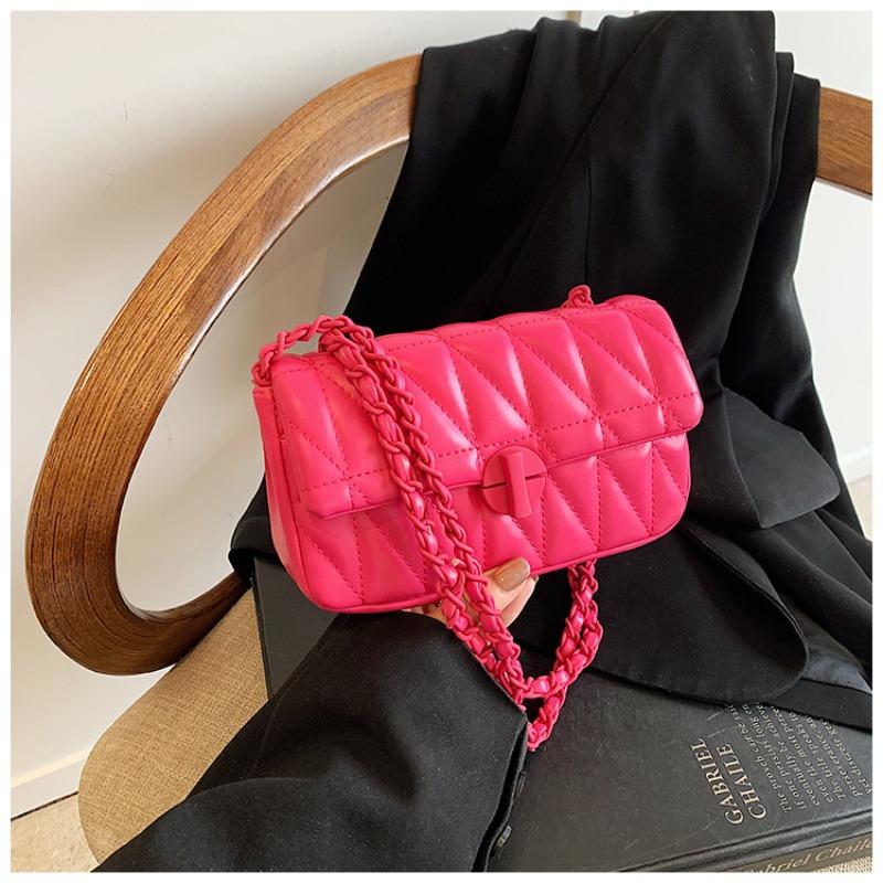 Premium texture small bag women's spring and summer versatile new fashion niche messenger bag diamond chain bag