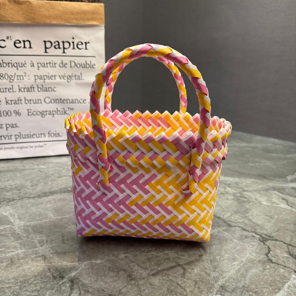 Plastic Woven Handbag Woven Basket Souvenir Basket Bag Beach Women's Bag