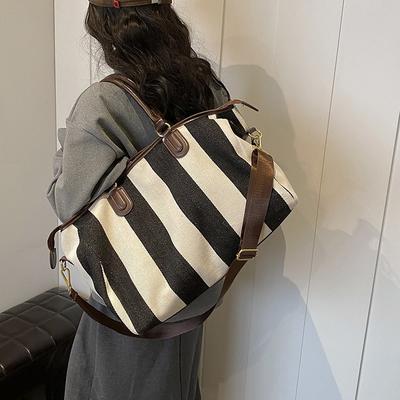 Large Capacity Tote Bag Women's New Fashion Casual Portable Shoulder Bag Commuter Versatile Women's Bag