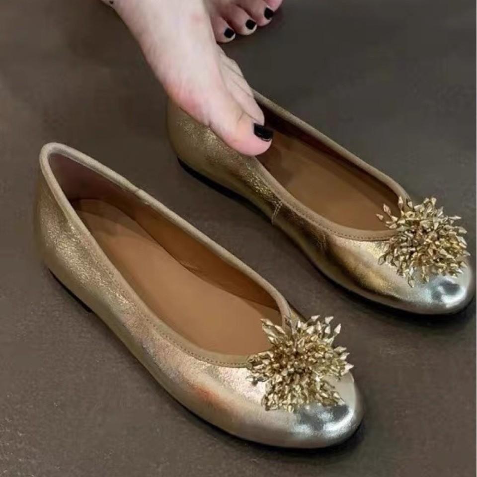 

Sheepskin version~ niche design flower Mary Jane single shoes 2025 high-end versatile round head flat ballet shoes 37