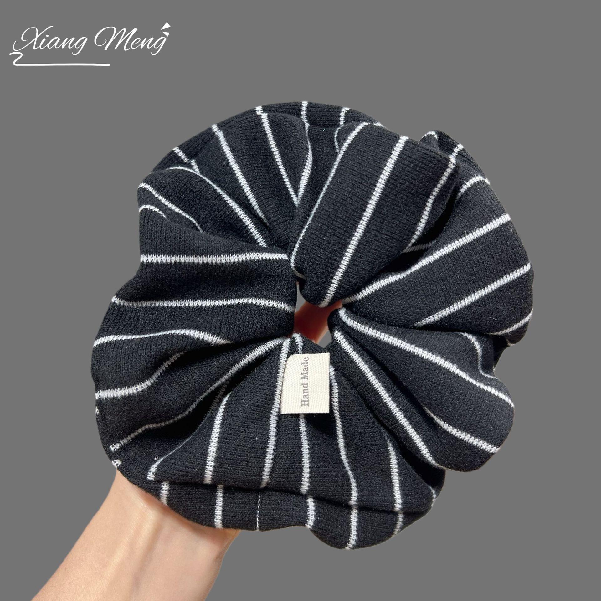 Elegant Korean Striped Knit Oversized Scrunchie – Versatile, Simple, Trendy Elastic Hair Tie