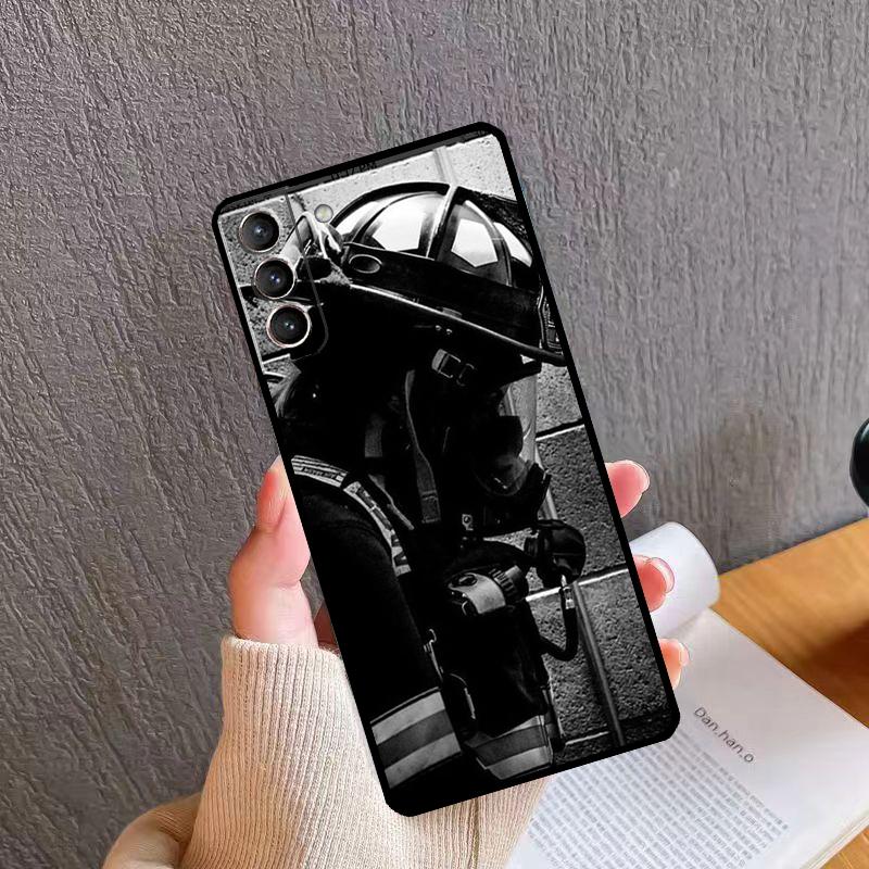 

Firefighter Fireman Heroes Phone Case For Samsung Galaxy S25 S20 S21 S22 S23 S24 Ultra S9 S10 Plus S24 FE S25 FE Cover Galaxy S23