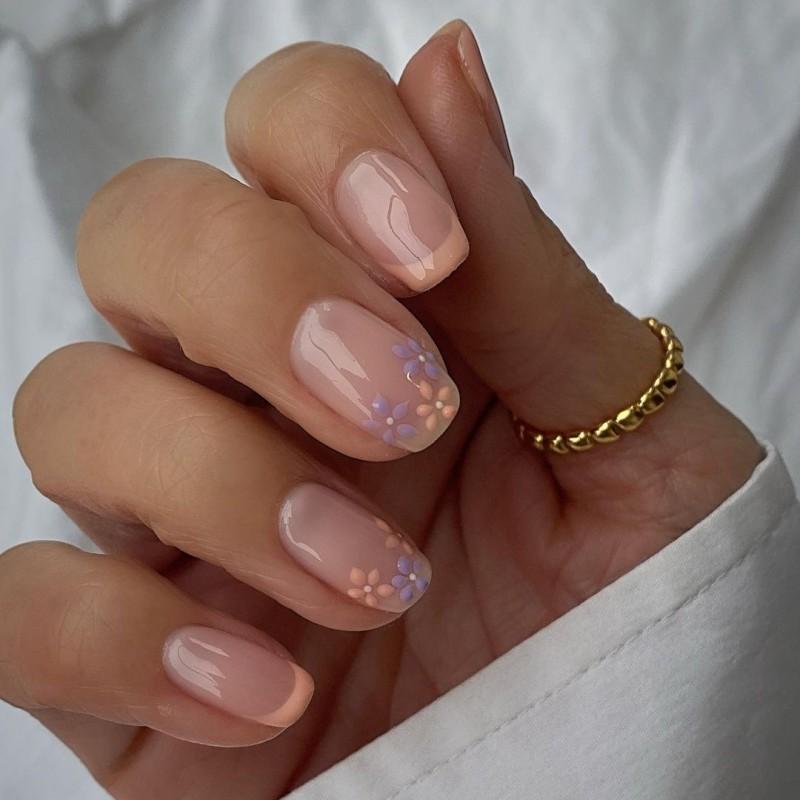 

Nail Patch Wearing Yellow French Purple Flower Fake Short Plate