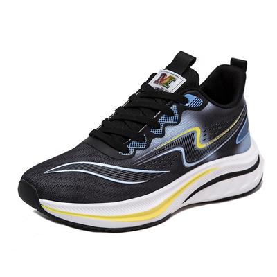 Le dernier design à lacets respirant semelle intérieure en éponge empeigne en mesh chaussures de sport tendance nouvelles chaussures de course pour hommes de haute qualité