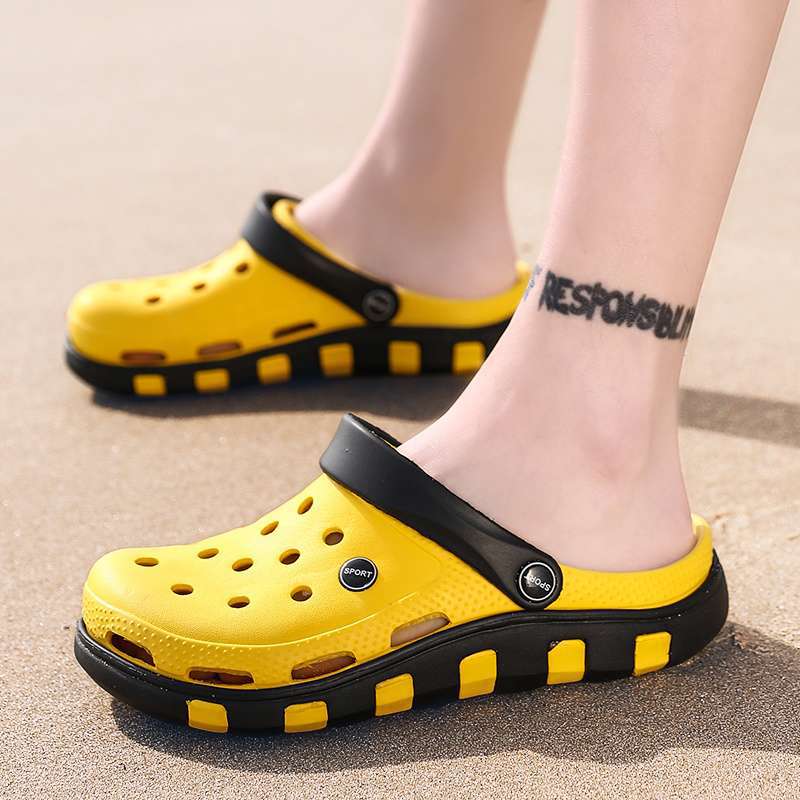 Summer new hole shoes couple casual trend fashion non-slip soft-soled beach sandals men's outdoor wear seaside