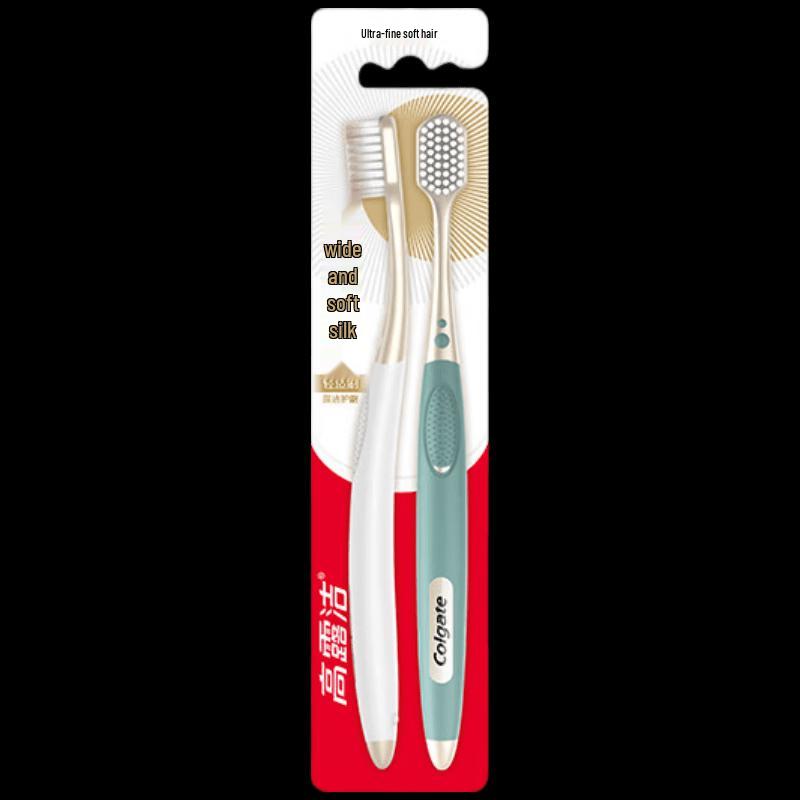 Colgate Wide Soft Bristle Deep Clean Adult Toothbrush 2-Pack