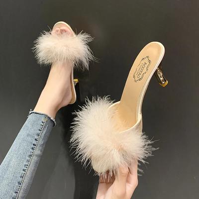 Neueste Mules Sandalen Damen Sommer Outdoor Hausschuhe Eckige Zehen Hohe Absätze Büro Damen Feder Pantoletten Schicke Klassiker Pelzige Schuhe