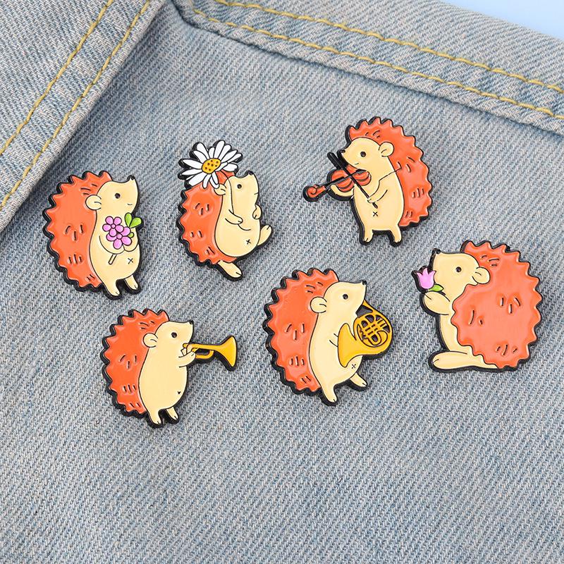 Cute Cartoon Hedgehog Enamel Brooch - Alloy Anti-Exposure Pin