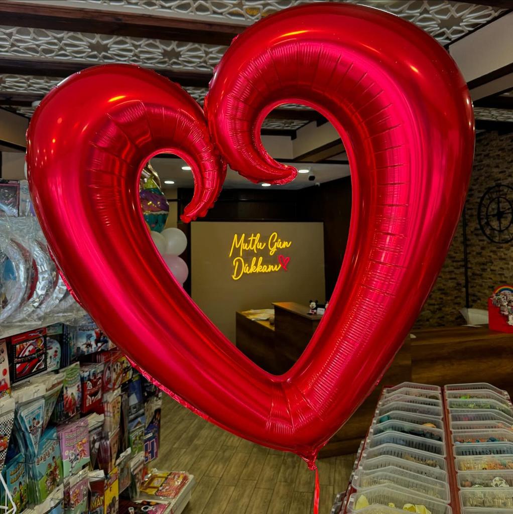 Red Heart-Shaped Helium Balloons for Valentine's, Proposal, Wedding, or Room Decoration