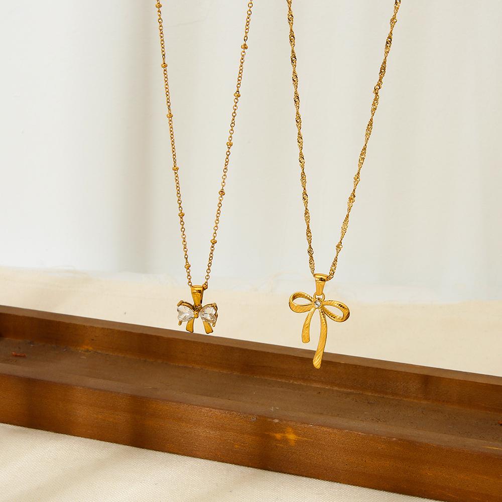 Popular Design Zircon Bow Pendant Necklace 18K Gold Stainless Steel Clavicle Chain Versatile Jewelry Women