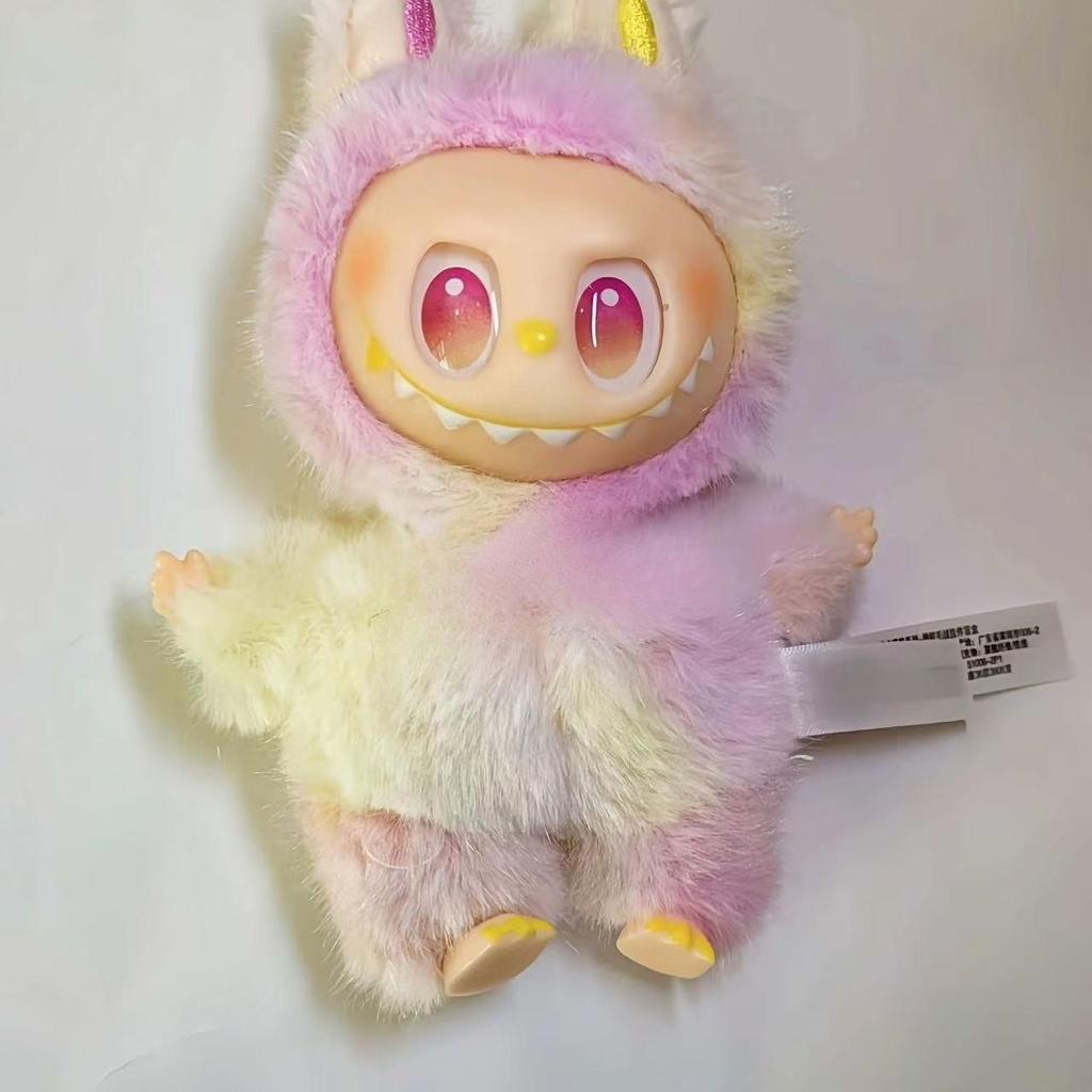 Llaveros de Peluche Labubu Populares Trendy Play Rabub Muñeco de Peluche Corto Suave Juguete Lindo Colgante de Dibujos Animados para Mochila Bolso de Mano Coche