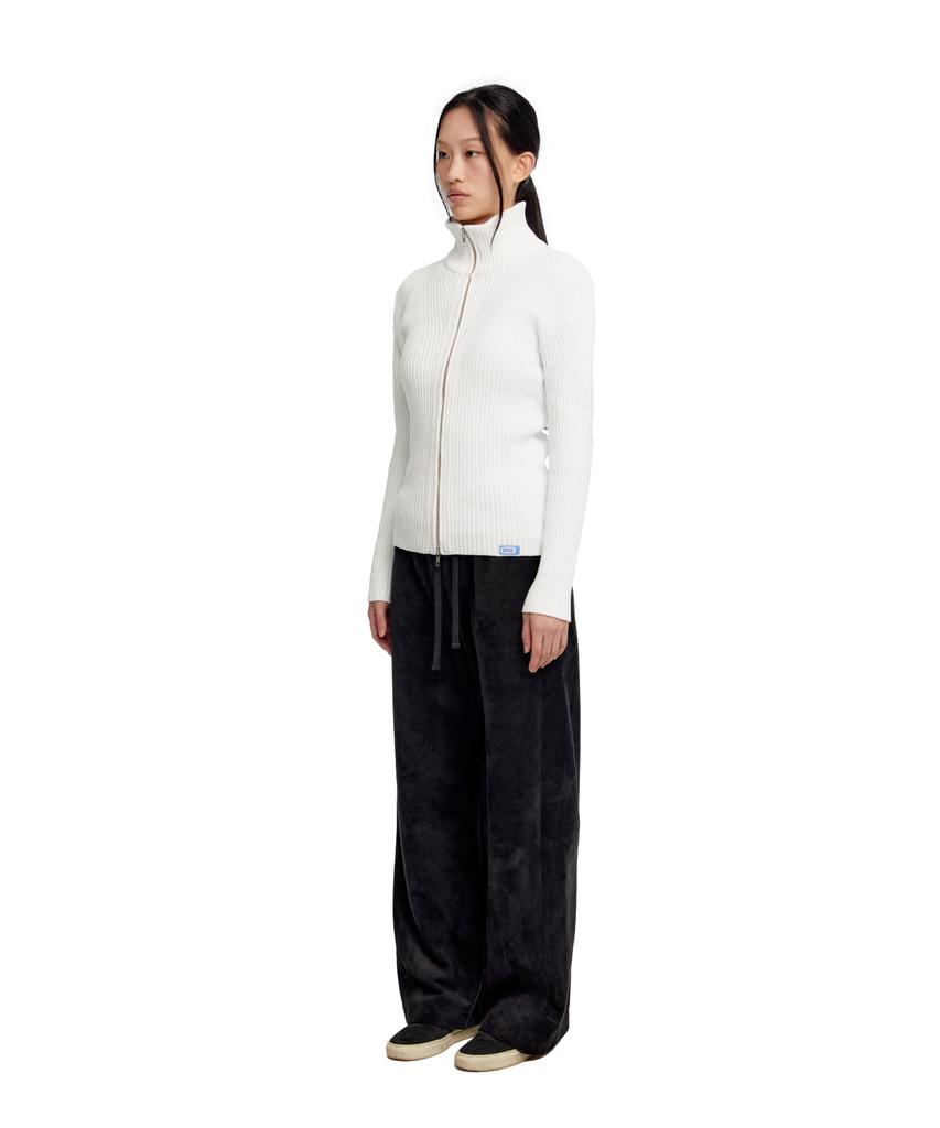 ERA Women Slim-Fit Zip-Up Sweater - White