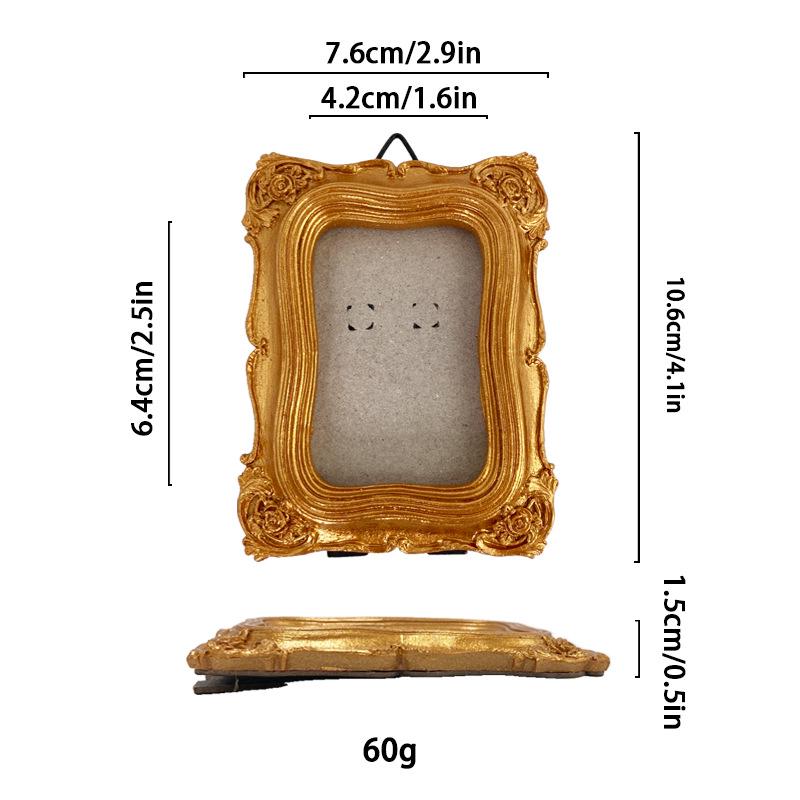 Victoria-Style Retro Resin Photo Frame Ornament - Light Luxury Badge Display Stand for Photo Props