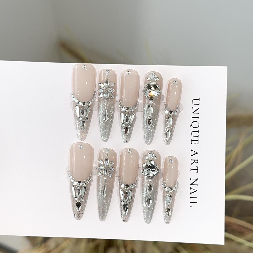 1PC Long, pointed silver cat-eye press-on nails; fully handmade; ultra-sparkly, fully rhinestone-encrusted false nail tips.