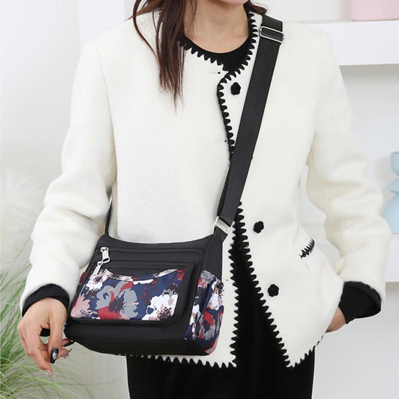 Mote Ny Middelaldrende Mamma-veske Stor kapasitet Trykt Flerlags Skulderveske Lett Casual Joker Dame Crossbody-veske