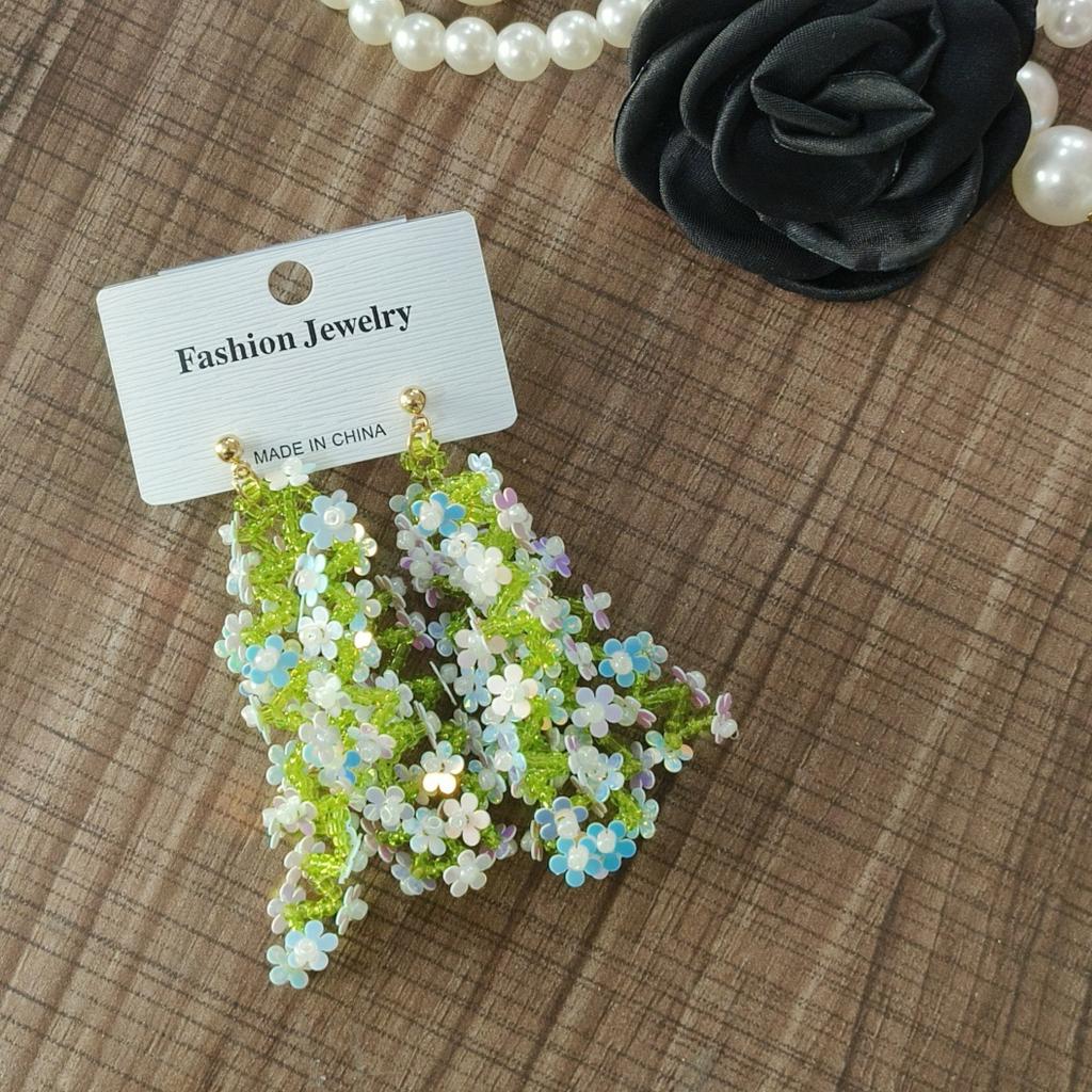 Spring Juice! Mori blueberry flower earrings seaside vacation photo shoot beautiful stud earrings