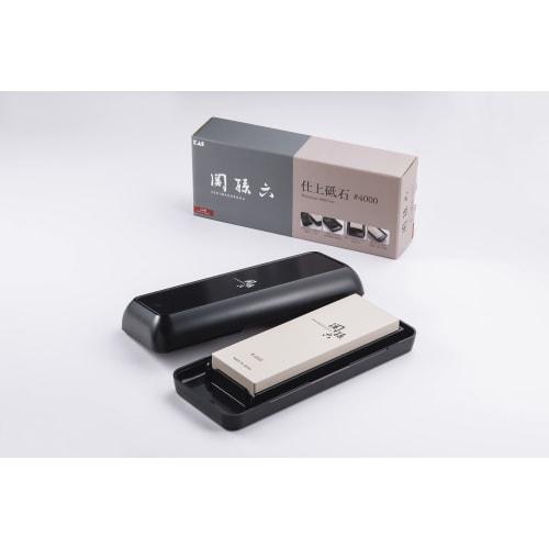 Kai Seki Magoroku Finishing Whetstone, Knife Sharpener, #4000, with Storage Case, Made in Japan, AP0332