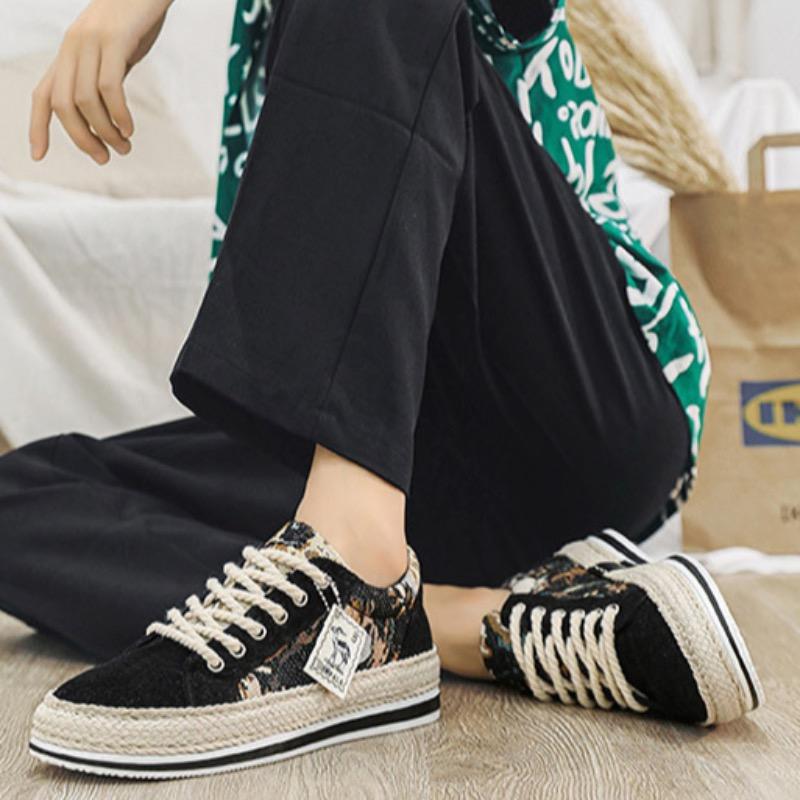 Fashion Fashion New Men's Canvas Shoes Breathable Casual Sneaker Comfort Walking Flats for Men Lace Up Vulcanize Shoes Zapatillas Hombre