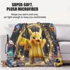 Pokemon Pikachu Cyber City Tech-Themen-Decke Warm Weich Street Trend Plüsch für Mädchen Jungen für Schlafzimmer Wohnzimmer Heimdeko