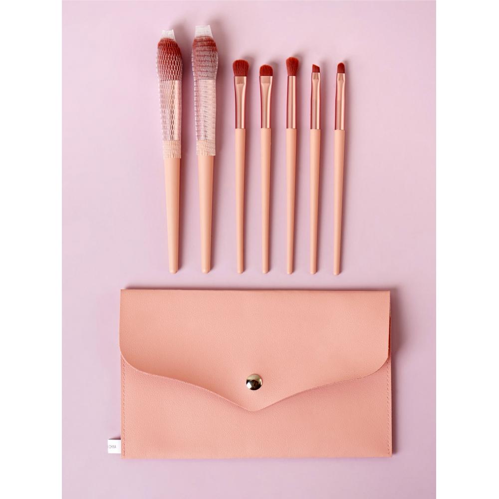 Daiso 7 Piece Makeup Brush Pouch Set