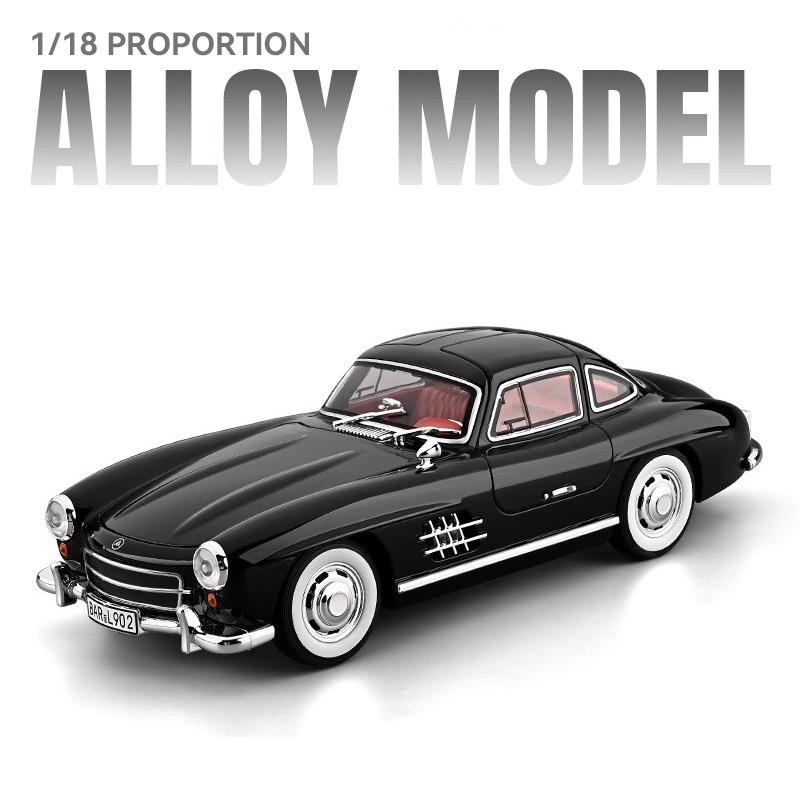 1/18 Mercedes-Benz 300SL Supercar Alloy Car Model Sound and Light Pull Back Children's Toy Collectibles Birthday Gift