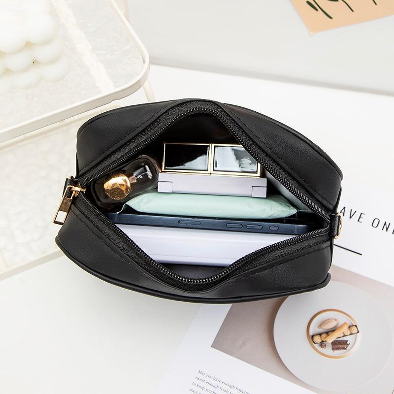 Embroidery new casual fashion quilting embroidery commuter messenger bag small lis shoulder bag