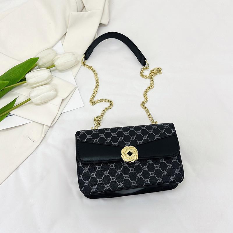 

Stylish And Versatile Pu Small Square Shoulder Bag With Chain Strap For Everyday Use чёрный