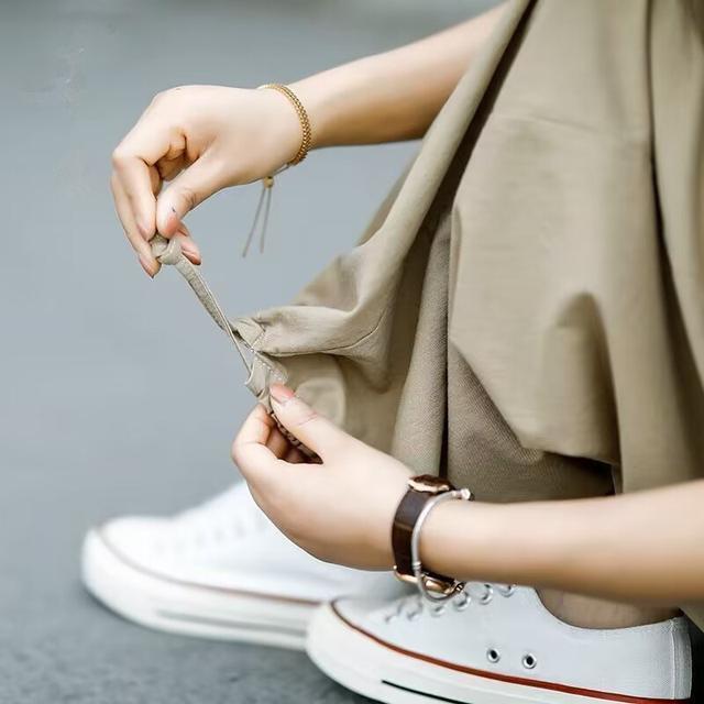 Unisex High-Waisted Wide-Leg Jogger Pants – Versatile, Loose, Slimming, Solid Color, Casual Sportswear with Jogger Cuffs.