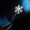 Fashion Women's Elegant Charm Necklace Snowflake Shaped Rhinestones Inlay Faux Pearls Pendant Dangle Long Necklace Adjustable Tassel Sweater Chain