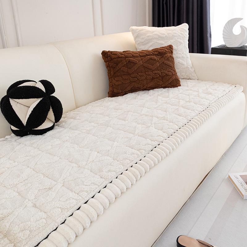 1pc Soft Quilted Sofa Cushion Thickened Polyester Sofa Cover for Warmth in Autumn And Winter Home Decoration Suitable for 2 3 Or 4-Seater Sofas 7070cm 1295₽