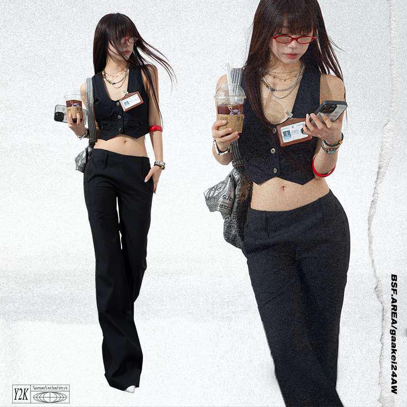 

Versatile Low-Rise Pleated Trousers - Cool, Fashionable & Non-Greasy S