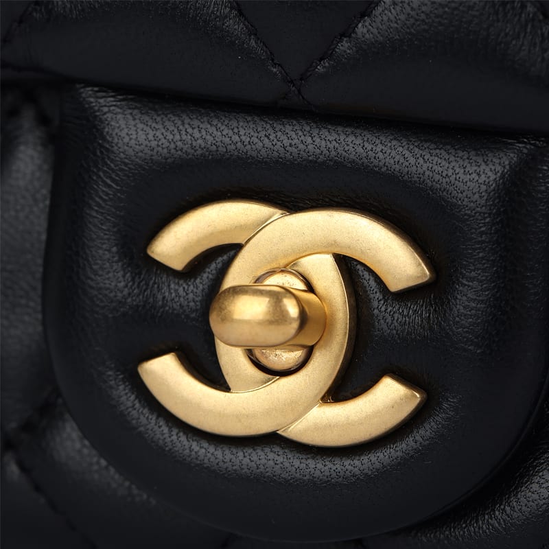 Chanel Mini Flap Bag AS1786-B02916-94305
