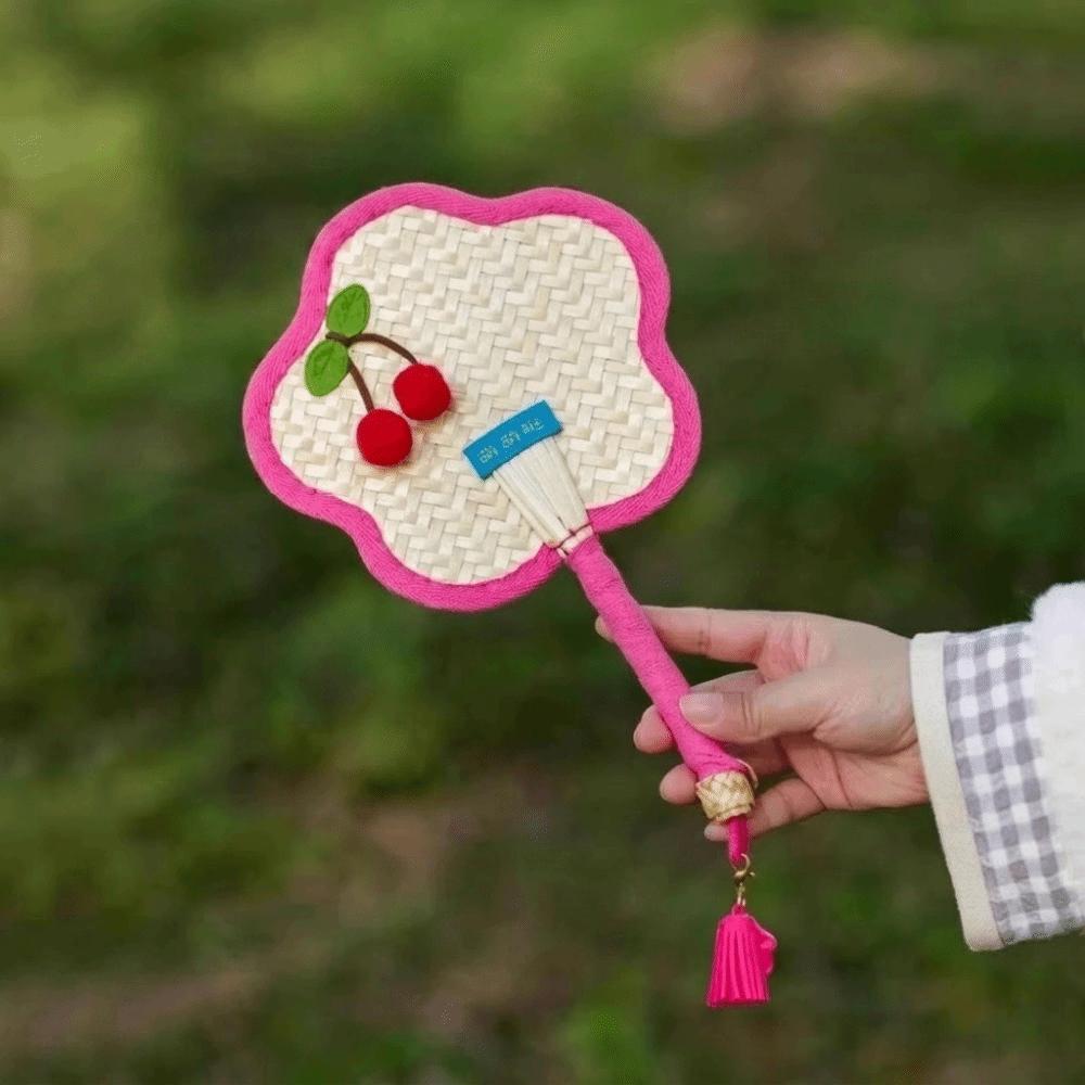 Vintage Portable Fan Flower Shaped Cooling Fan Creative Straw Fan Home Decor