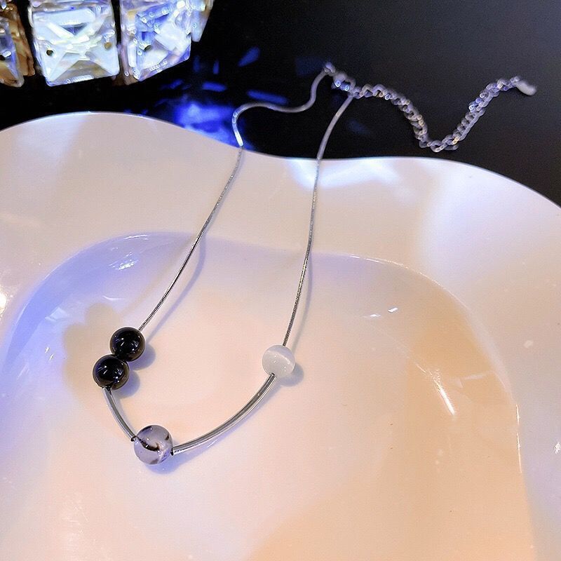 Light luxury necklace Versatile tide collarbone chain Female butterfly Simple niche high-end temperament Sweater chain Jewelry collarbone chain