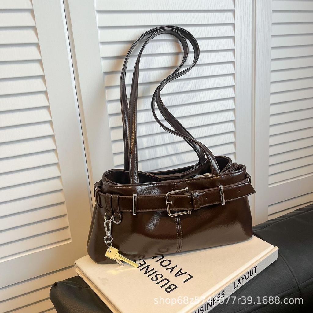 Korean Niche Design Key Bag, High-end Sense Retro Versatile Armpit Bag 2025 Autumn and Winter New Simple Bag Women