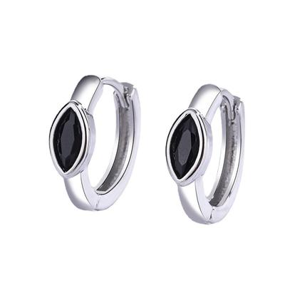 Simpatici orecchini con zirconi neri per le donne Gioielli da donna Orecchini in argento sterling 925 di nuovo arrivo per il regalo di Natale delle sorelle