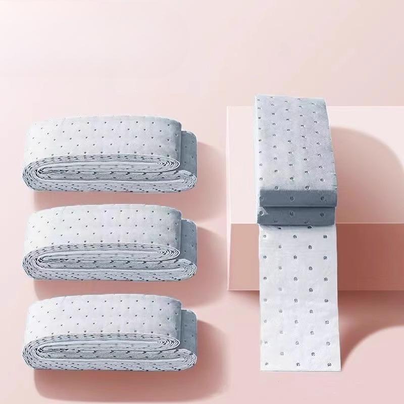 

The Range Hood Is Equipped with Thickened Oil-absorbing Cotton StripsOil-proof Stickers and Oil-absorbing Pads To Prevent Leakage In The Oil Groove