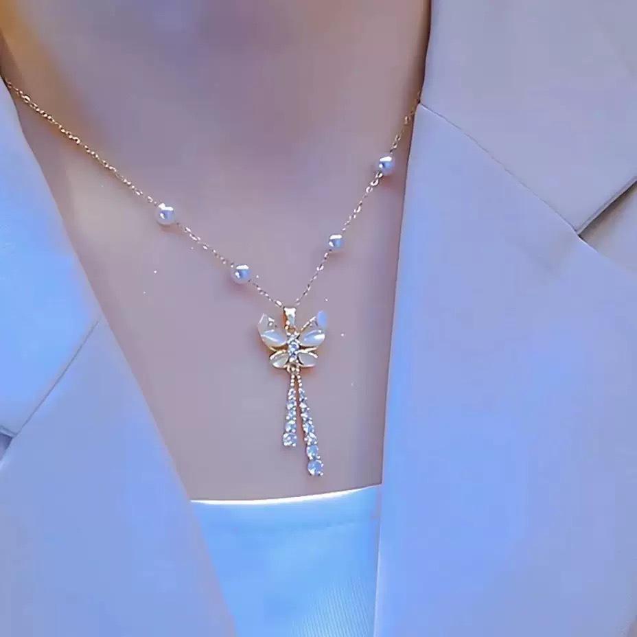 Women's Summer Luxury Titanium Steel Necklace - High-End Design Clavicle Pendant