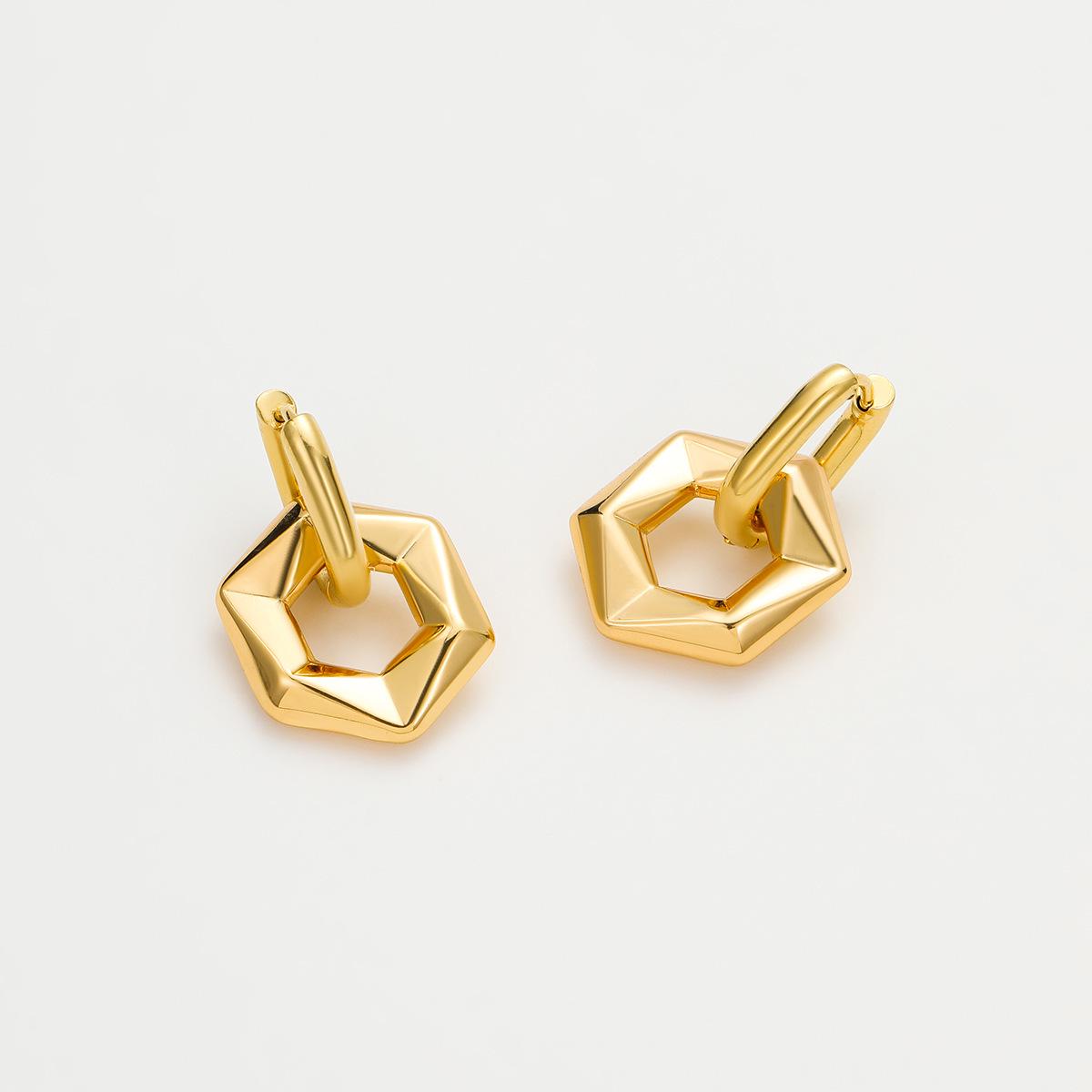 Hexagonal Titanium Steel Earrings: Versatile, Fashionable Geometric Jewelry for Women золотой