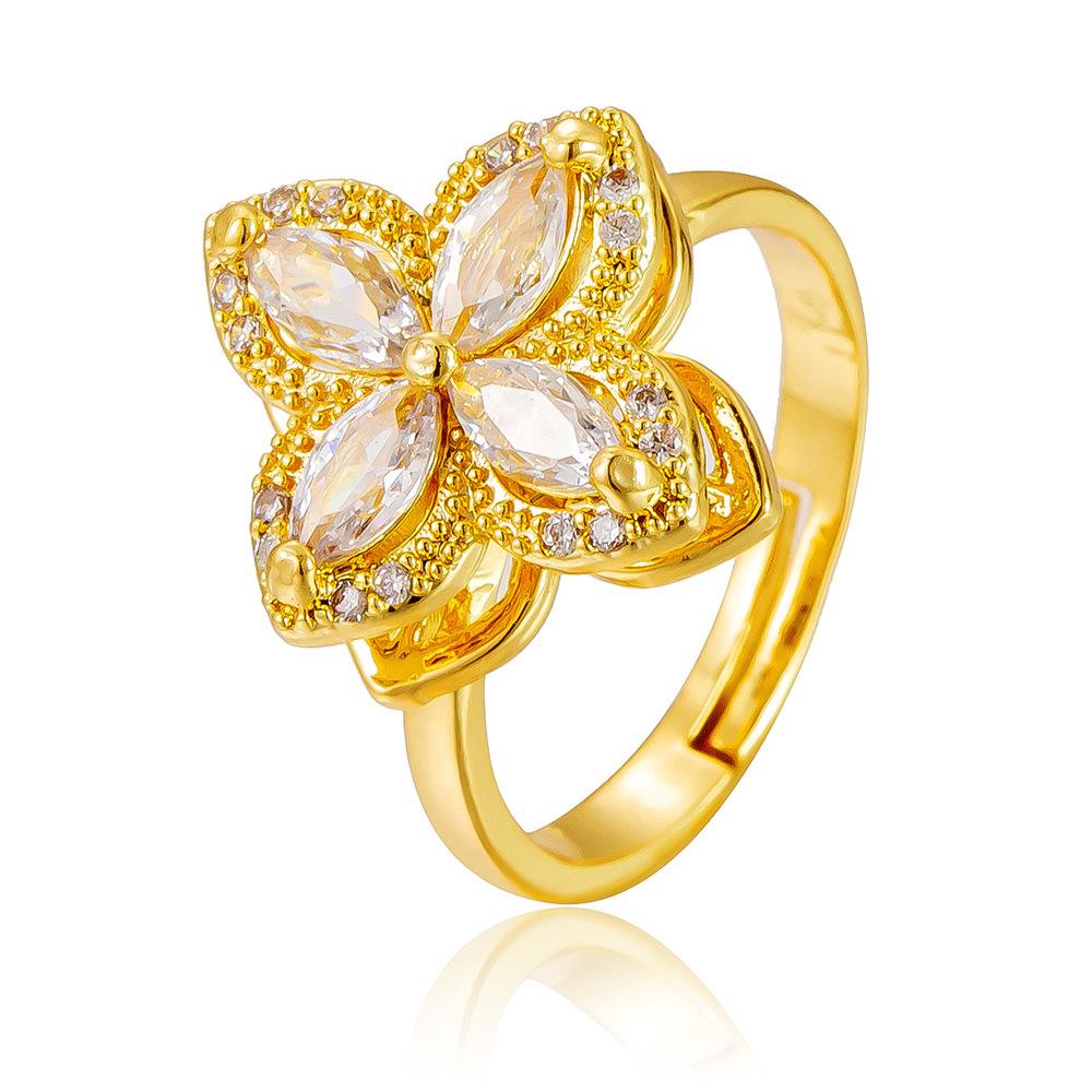 Women's Four-Leaf Clover Rotating Zircon Ring - Elegant Style